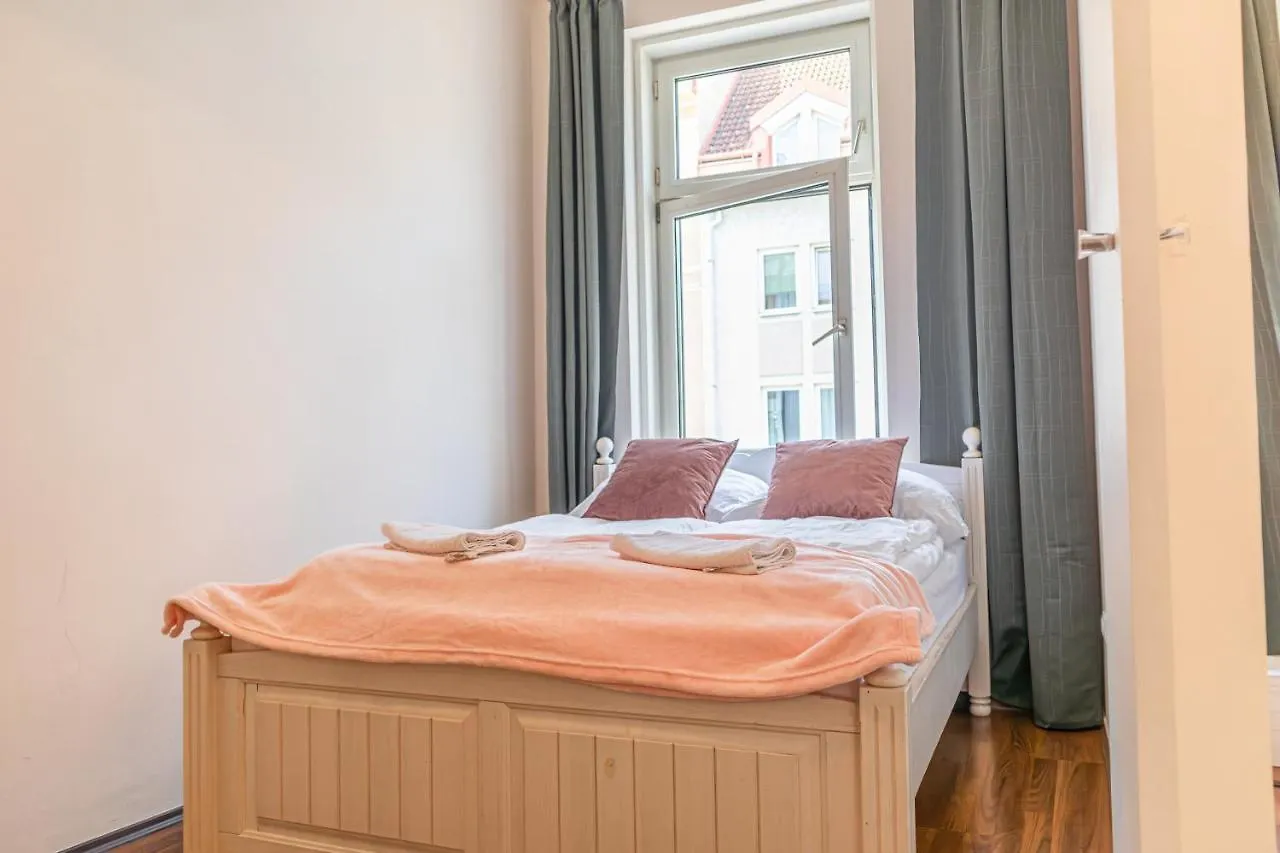 Comfortable Urban Apartment: 2Br Prime Location Wenen